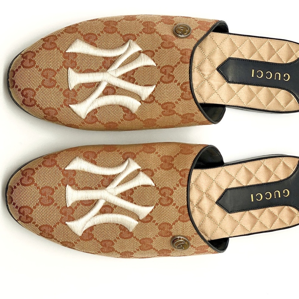Gucci x NY Yankees GG Slippers Special Edition - Picture 7 of 12